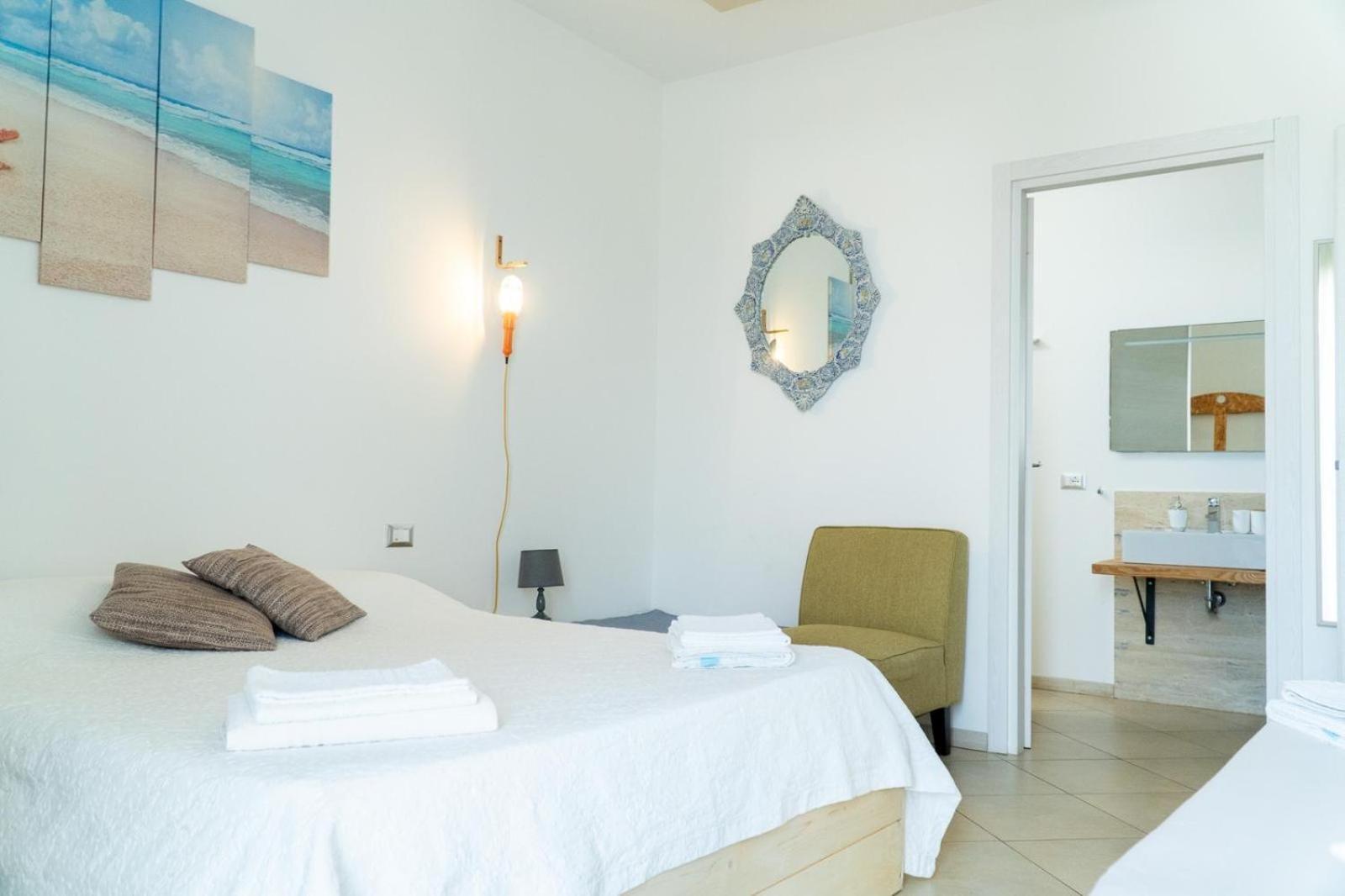 Percebes Exclusive B&B Cutrofiano Buitenkant foto