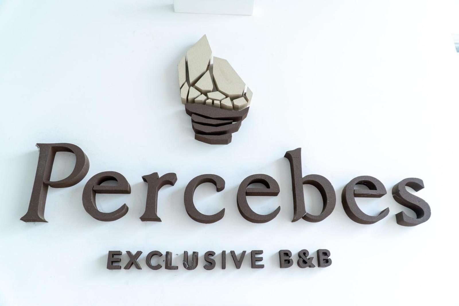 Percebes Exclusive B&B Cutrofiano Buitenkant foto