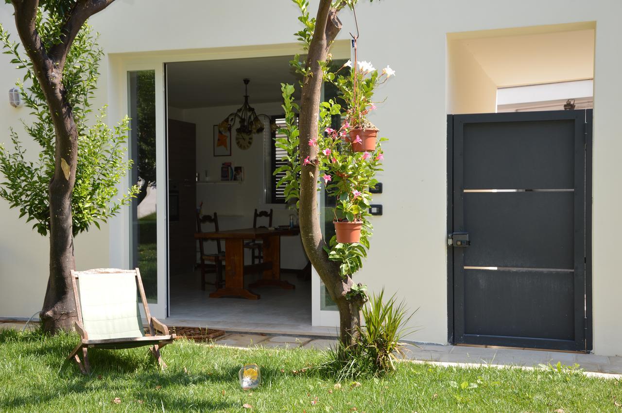 Percebes Exclusive B&B Cutrofiano Buitenkant foto